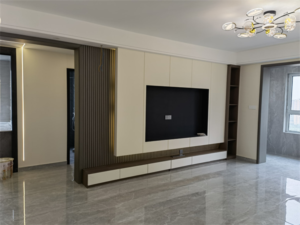 菏泽今世城180平20万全包装修案例。。包括65平全屋定制，，，，瓷砖接纳750×1500瓷砖。。